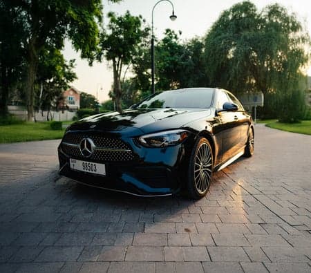 Mercedes Benz C300 2024